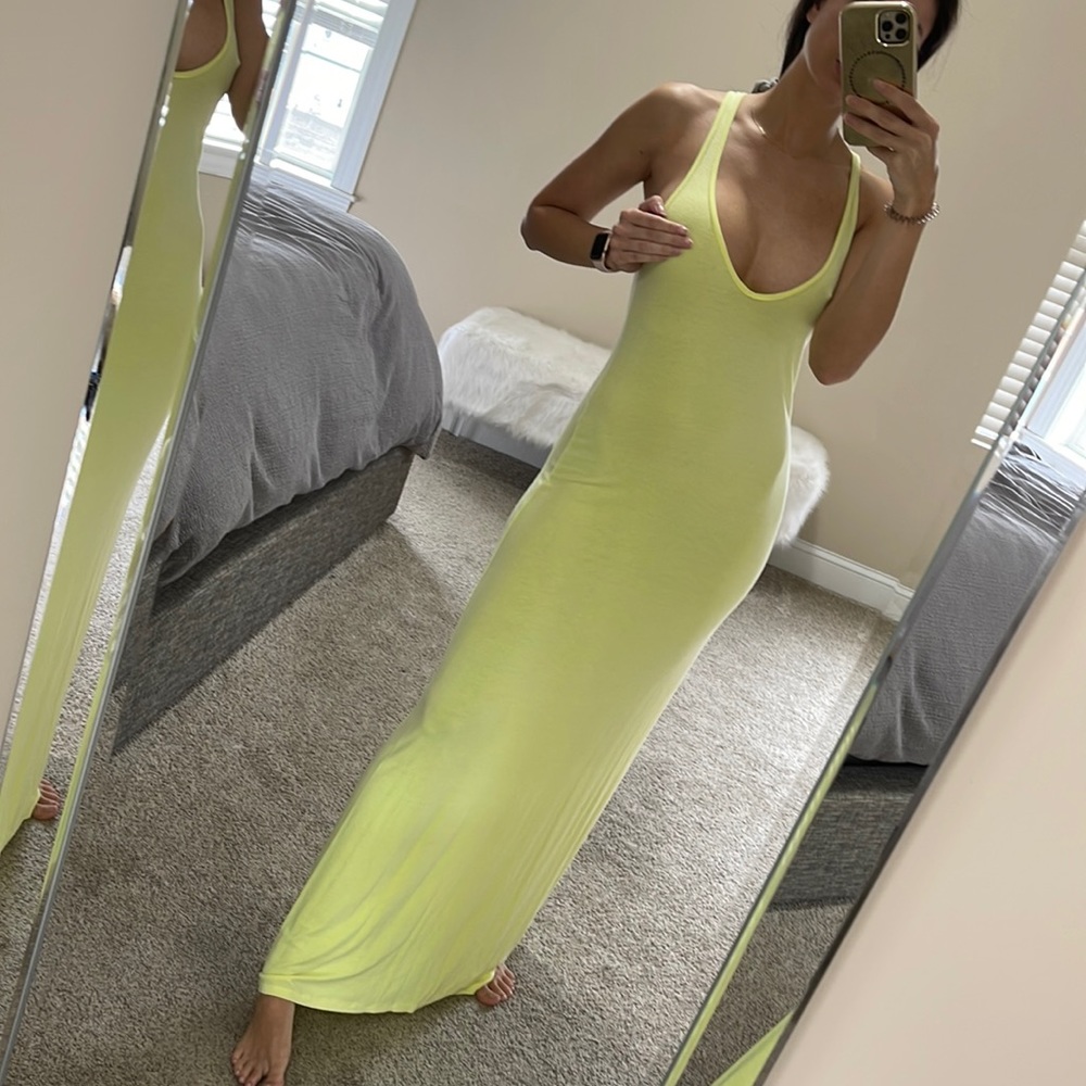 Feel the Piece neon yellow maxi dress ! Size XS/S!